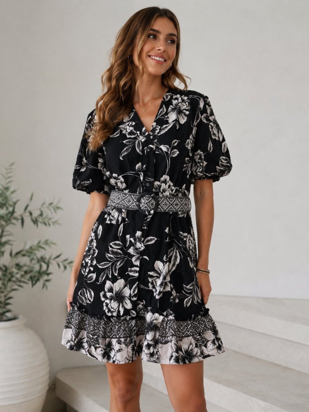Joie Floral Dress Black and white Sz. 10